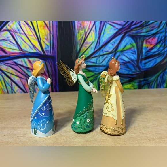 Hallmark 2005 Joyful Tidings Angel Collection Christmas Ornament Set - Picture 5 of 9